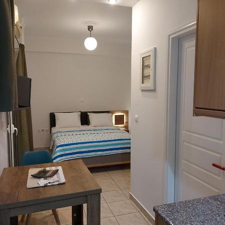 Adler 2 Cozy 2 Persons Apartment Downtown El Pireo Exterior foto